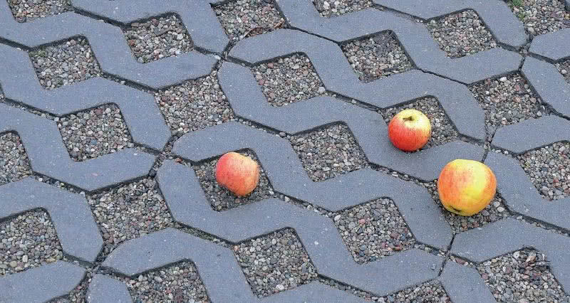 Płyty ażurowe na podjeździe Płyty ażurowe na podjeździe
