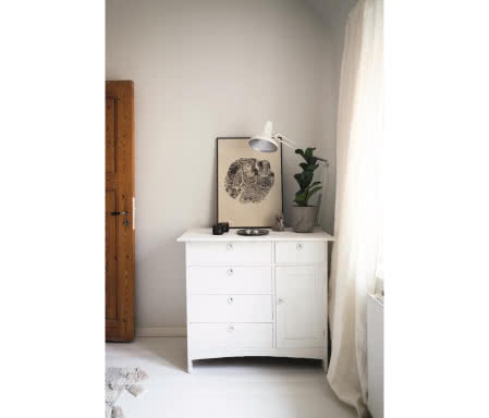 Renowacja drewnianej podłogi farbami Tikkurila. Renowacja drewnianej podłogi farbami Tikkurila.